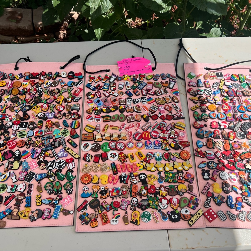 Croc charms